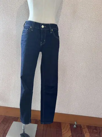 케이트 스페이드 다크 블루 슬림핏 데님 25