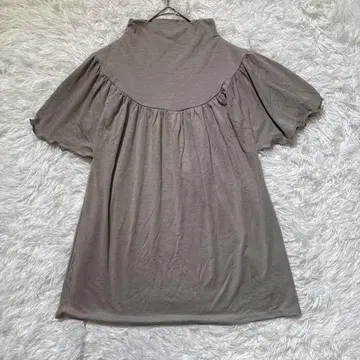 [파쇼네] 코튼 프릴 블라우스 베이지 반팔 F 깔끔한 하이넥