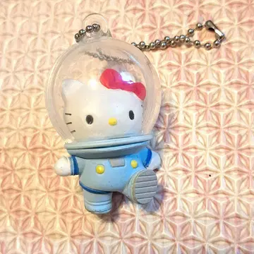 헬로키티 우주복 키링 산리오 SANRIO 피규어