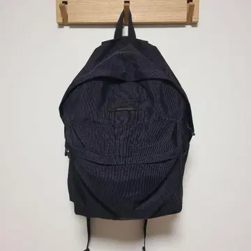 White Mountaineering 데이팩