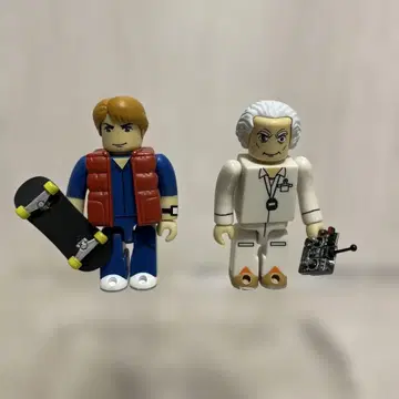 마티 플라이 & 닥 브라운 피규어 세트 큐브릭