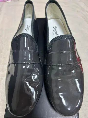 [ 미사용 새상품 밑창 보강 ] 레페토 로퍼 에나멜 37.5 그레이