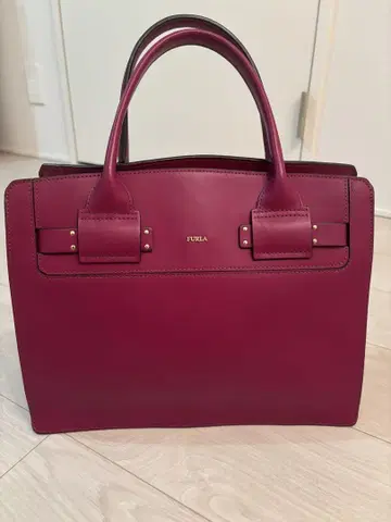 FURLA 버건디 가죽 토트백