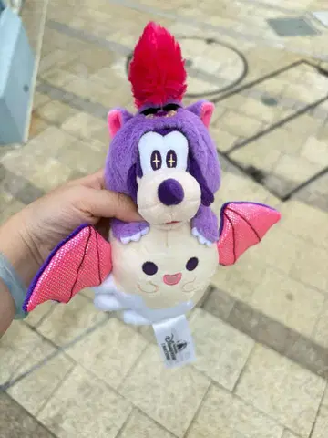 상하이 디즈니 할로윈 구피 봉제 인형 키체인