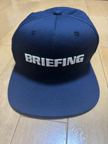 BRIEFING 네이비 캡