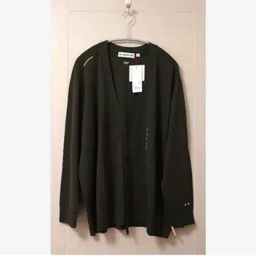 새상품 3XL 유니클로 안야 힌드마치 V넥 가디건 올리브