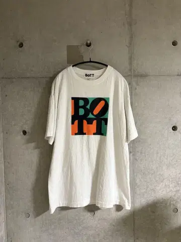 BOTT T셔츠 M 사이즈