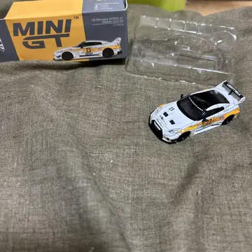 MINI GT LB SILHOUETTE WORKS GT 닛산 35GTR