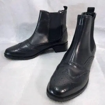새상품급 소니아 파렌티 사이드 고어 부츠 가죽 블랙 22.5cm 여성용