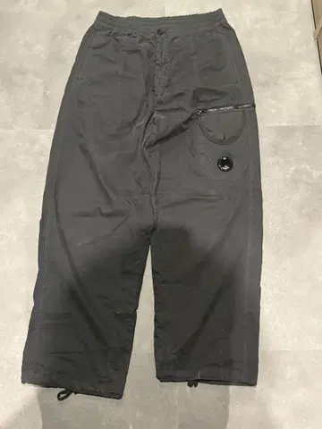 C.P. COMPANY 카고 팬츠 46