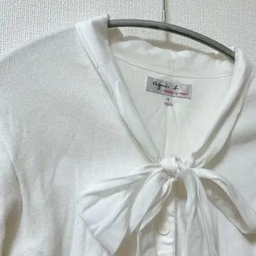 에네스베 가디건 리본 화이트