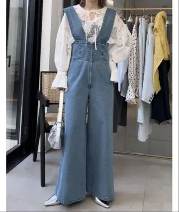 [ Re EDIT ] 프론트 지퍼 리사이클 데님 살로펫