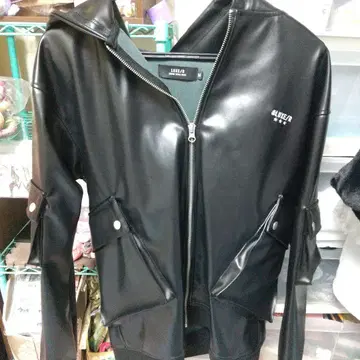 LUXE/R URBAN STYLE C&T4 라이더스
