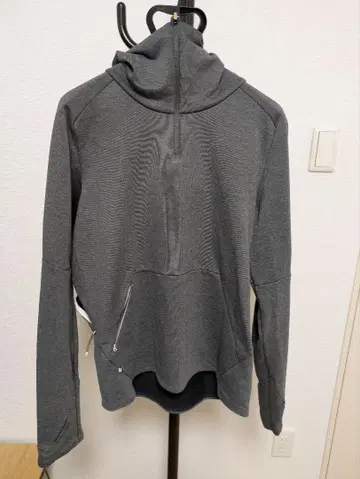 on hoodie 온 후디 M