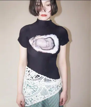 pleatsed print tops