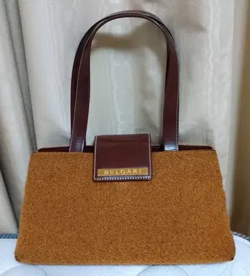 불가리 숄더백 렉탱귤러 GOLD