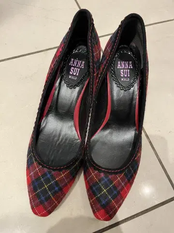 ANNA SUI 체크 무늬 중간 힐 펌프스