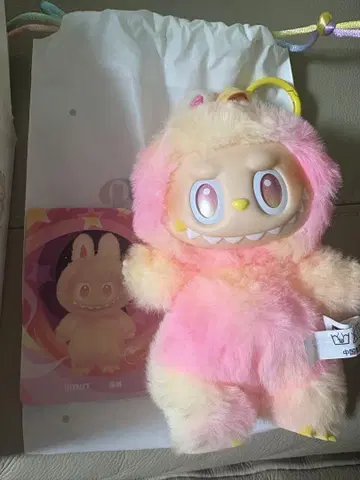 정품 POPMART LABUBU Big into Energy LABUBU