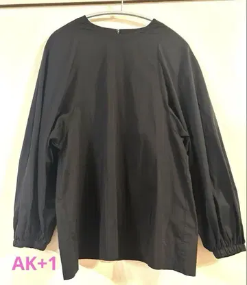 AK+1 에이케이원 빔즈 블라우스 티셔츠 블랙