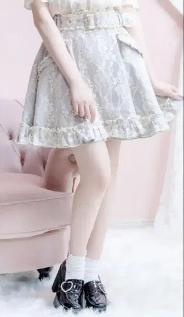 [ 미사용 새상품 ] ROJITA 로지타 볼륨 레이스 프릴 스커트 그레이
