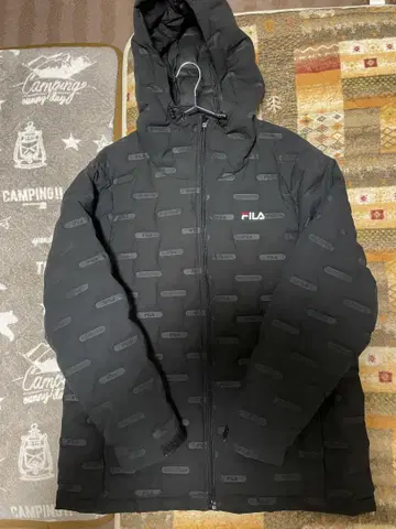 FILA 후드 부착 점퍼 L 사이즈 블랙