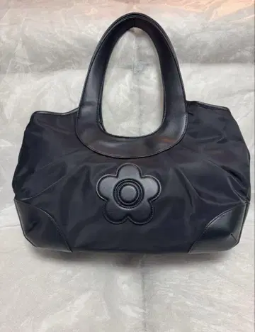 MARY QUANT 마리콴트 데이지 개더 밤 토트 블랙
