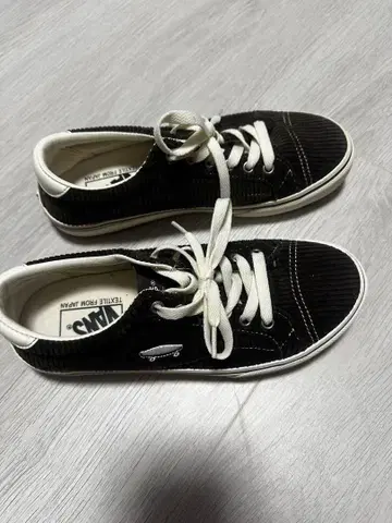 VANS 코듀로이 브라운 스니커즈
