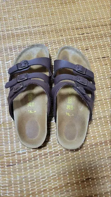 BIRKENSTOCK 버켄스탁 플로리다 가죽 샌들