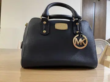 Michael Kors 네이비 핸드백
