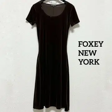 새상품급 FOXEY 다크 브라운 벨벳 반팔 원피스 M