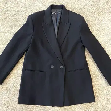ZARA 블랙 더블 버튼 테일러드 자켓