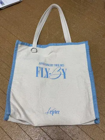 Kep1er FLY-BY 토트백