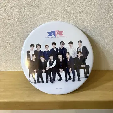SEVENTEEN MUSEUM 2019 캔 배지