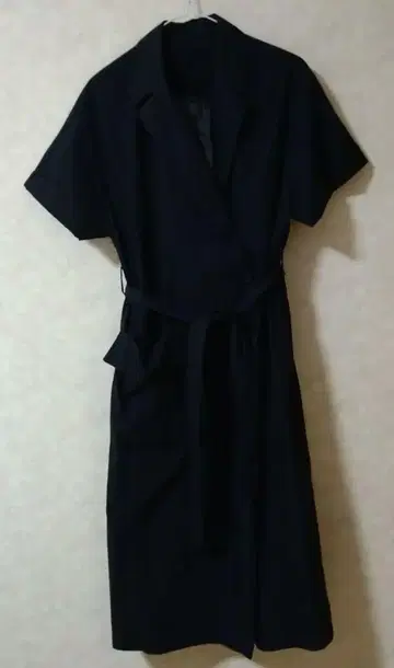블랙 반팔 셔츠 원피스 허리 리본 포함