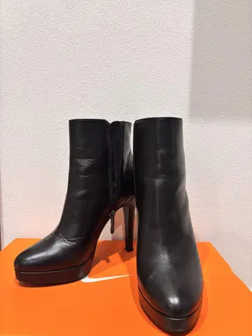 DIANA 블랙 숏부츠 22cm