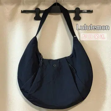플리츠 숄더백 10L 블랙