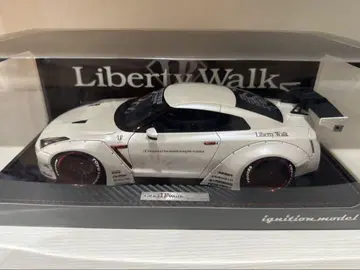 Liberty Walk LBWK 1/18 리버티 워크 GT-R 미니카