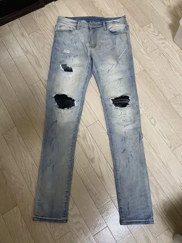 mnml 스키니 데님 32 사이즈 데미지 가공