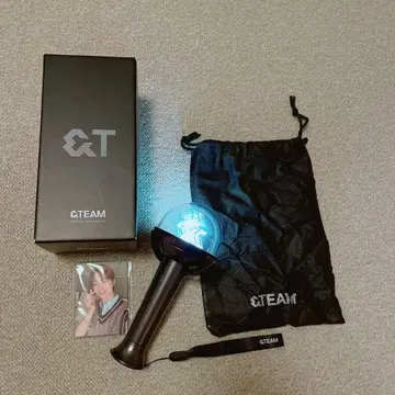 &TEAM 공식 응원봉 포토 카드 포함