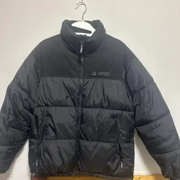 GERRY 블랙 다운 자켓 L 사이즈