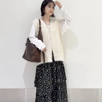 LOWRYSFARM 샤기 ZIP 베스트