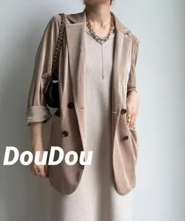 [택 포함 새상품] DouDou 메쉬 벨로아 자켓 베이지