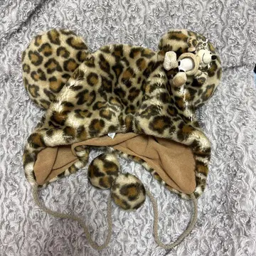 디즈니 레오파드 무늬 팬캡