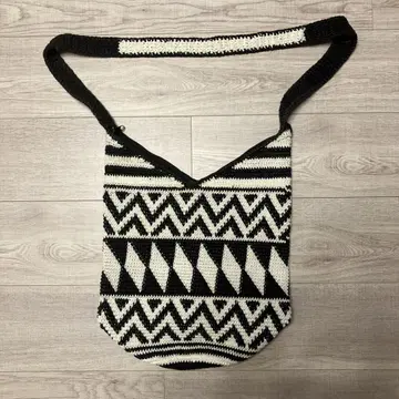 unique batik 숄더백