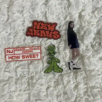 NewJeans HowSweet 아크릴 스탠드 해린