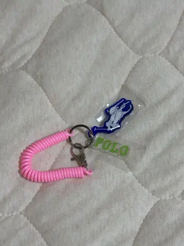 POLO 로고 포함 핑크 키링