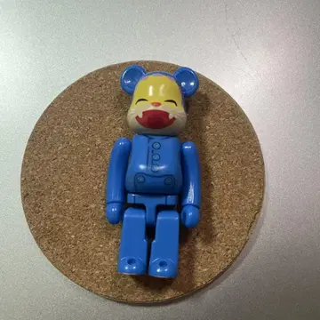 BE@RBRICK 베어브릭 100% 냥츄