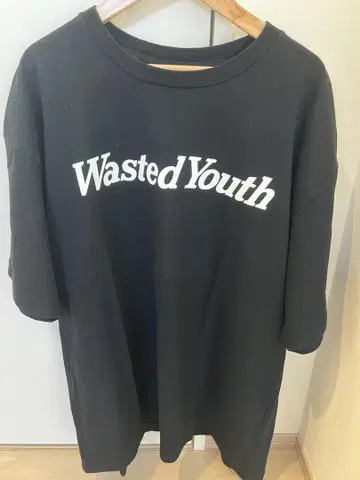 Wasted Youth Budweiser 콜라보 셔츠