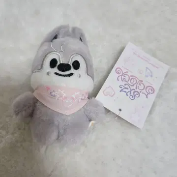 플러시 강아지 마스코트 반다나 포함