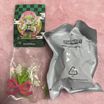 POPMART 귀멸의 칼날 탄생화 칸로지 미츠리